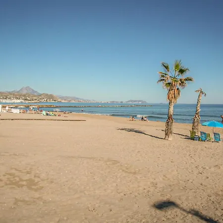 3 Bedroom Awesome In Apartment El Campello