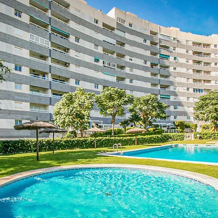 3 Bedroom Awesome In Apartment