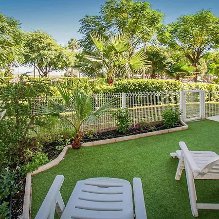 Apartment 3 Bedroom Awesome In *